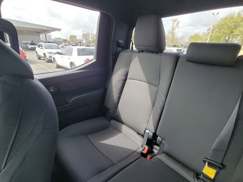 Used 2024 Toyota Tacoma SR5 image 4