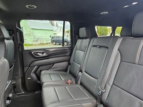 Used 2024 Chevrolet Suburban RST AWD/4WD image 18