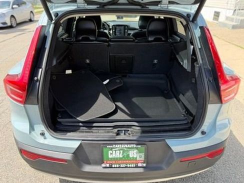 Used 2019 Volvo XC40 T5 Momentum AWD/4WD image 14