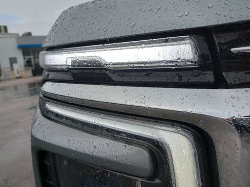 Used 2025 Chevrolet Tahoe LT AWD/4WD image 10
