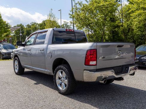 Used 2019 RAM 1500 Big Horn AWD/4WD image 4