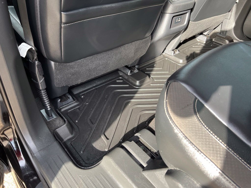 Used 2023 Nissan Pathfinder SL AWD/4WD image 23