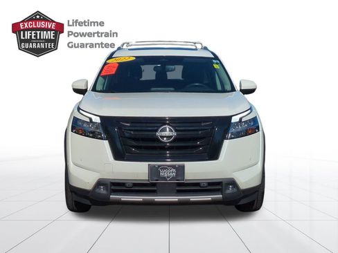 Certified 2022 Nissan Pathfinder SL w/ SL Premium Package image 8