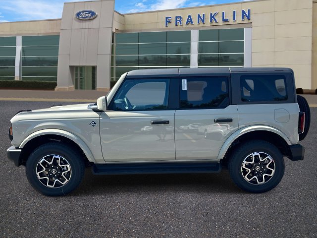 New 2026 Ford Bronco Outer Banks AWD/4WD image 4