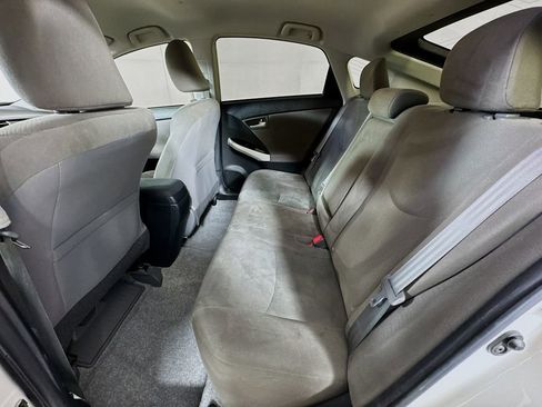 Used 2015 Toyota Prius Prime Plug-In Hybrid image 28