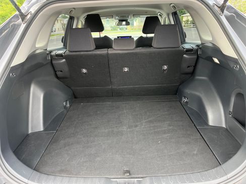 Used 2025 Toyota RAV4 LE AWD/4WD image 26