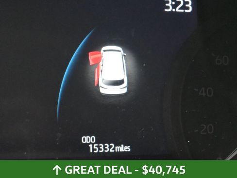 Used 2025 Toyota Sienna LE image 23