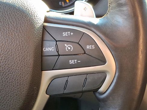 Certified 2015 Jeep Grand Cherokee Overland image 23