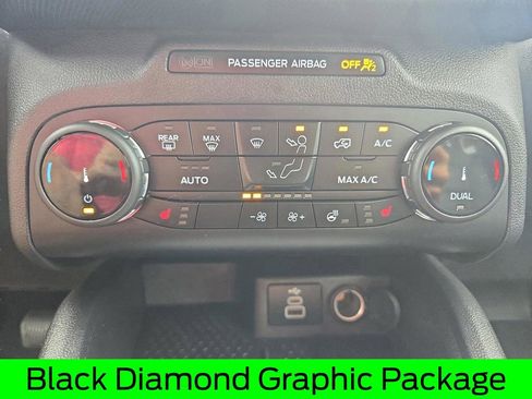 Used 2024 Ford Bronco Sport Outer Banks image 18