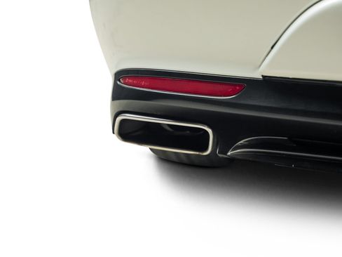 Used 2015 Mercedes-Benz S 550 4MATIC Coupe w/ Premium 1 Package image 16