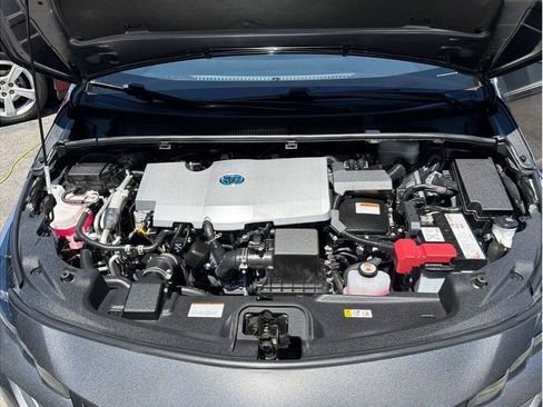 Used 2022 Toyota Prius Prime LE FWD image 26