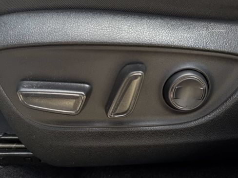 Used 2024 Toyota RAV4 XLE w/ Convenience Package FWD image 27