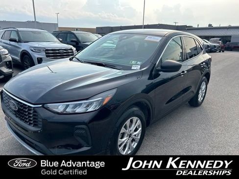 Certified 2023 Ford Escape Active AWD/4WD image 1