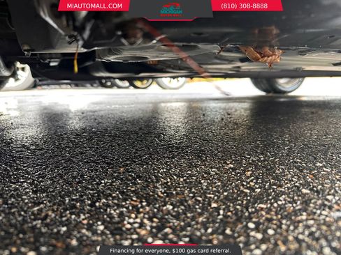 Used 2007 Pontiac Solstice Convertible 2D w/ Premium Package image 31