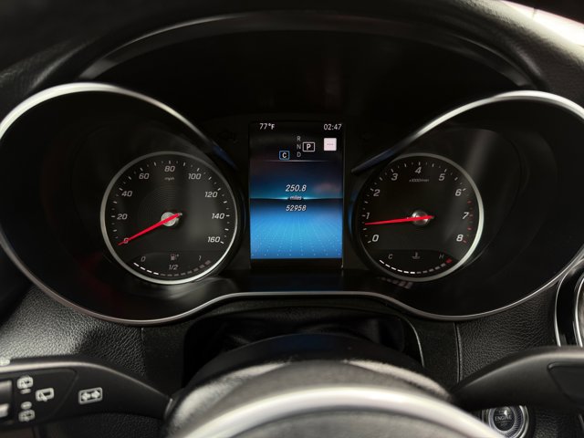 Used 2022 Mercedes-Benz GLC 300 4MATIC w/ Multimedia Package Lite image 16