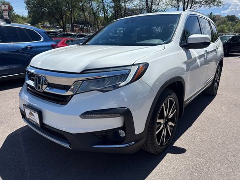 Used 2020 Honda Pilot Touring image 3