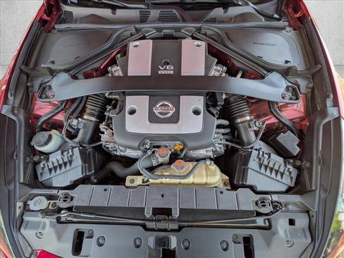 Used 2018 Nissan 370Z Touring Sport RWD image 20