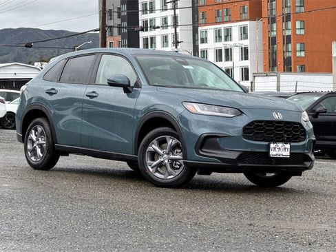 New 2026 Honda HR-V LX image 2