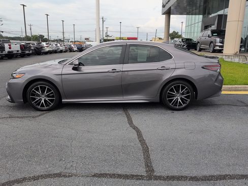 Used 2023 Toyota Camry SE w/ Convenience Package FWD image 25