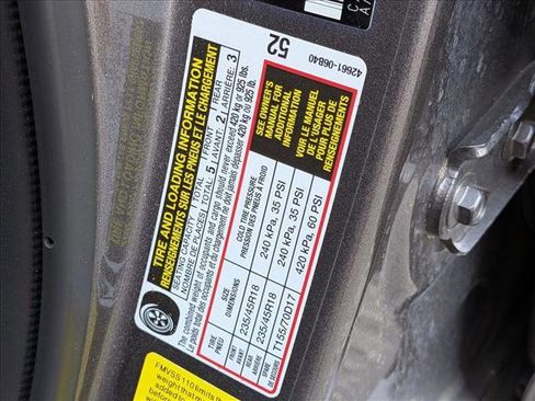 Used 2024 Toyota Camry SE image 16