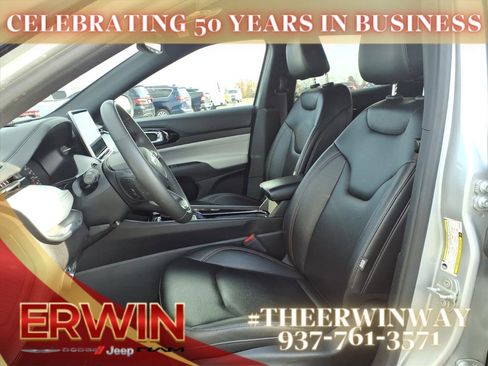 Certified 2024 Jeep Compass Limited image 12