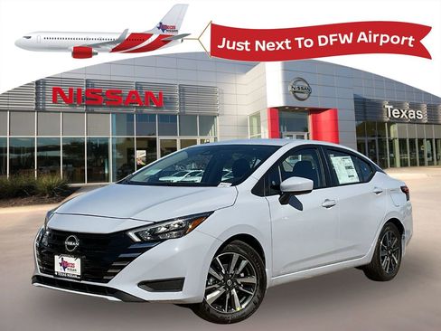 New 2025 Nissan Versa SV w/ Trunk Package image 1