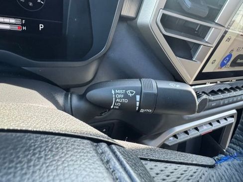 Used 2026 Toyota Tundra Platinum image 35