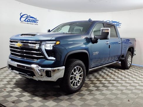 New 2026 Chevrolet Silverado 2500 LTZ w/ LTZ Premium Texas Edition image 6