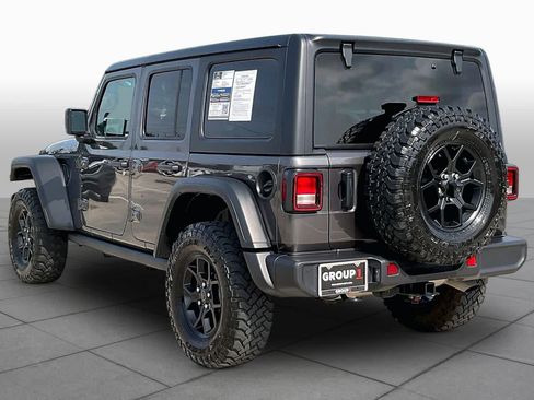 Used 2025 Jeep Wrangler Unlimited Sport AWD/4WD image 12