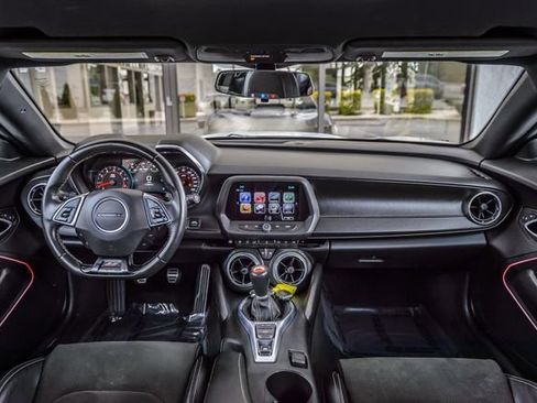Used 2018 Chevrolet Camaro SS w/ Redline Edition RWD image 3