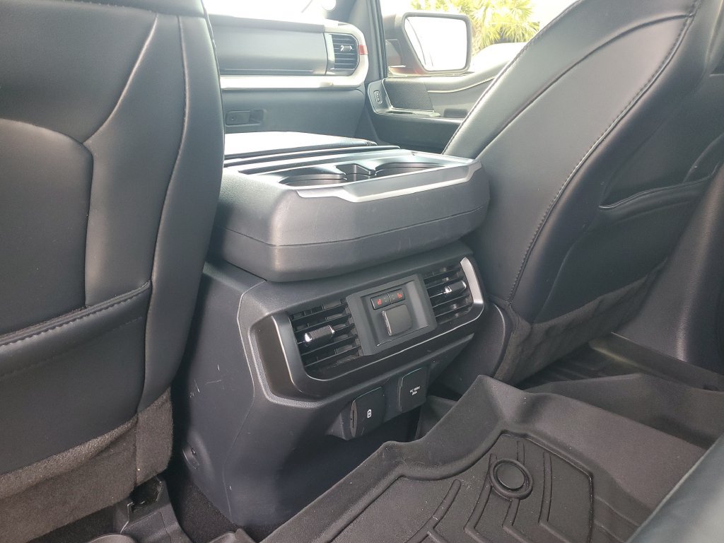 Used 2022 Ford F150 Raptor w/ Raptor 37 Performance Package AWD/4WD image 18