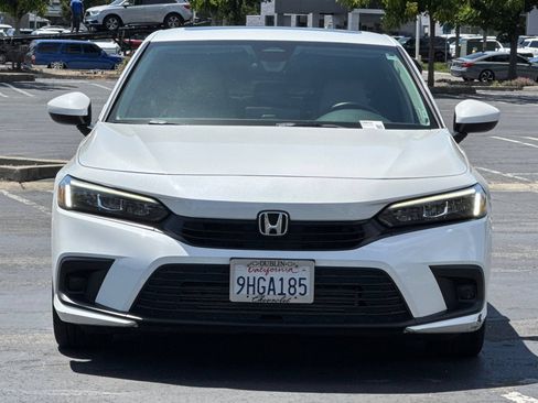 Used 2023 Honda Civic EX image 9