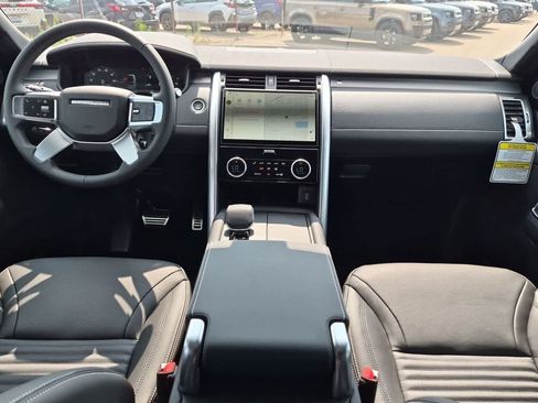 New 2026 Land Rover Discovery Dynamic SE AWD/4WD image 15