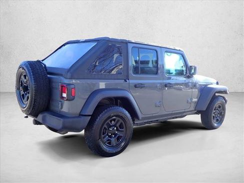 Used 2020 Jeep Wrangler Unlimited Sport image 4