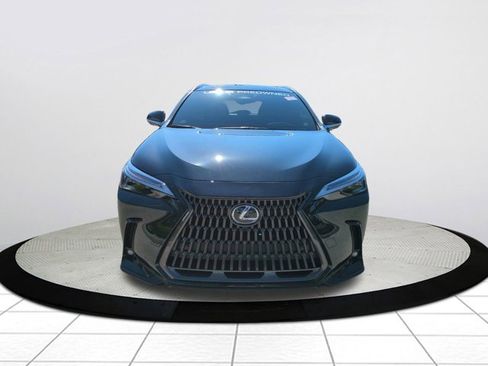 Used 2025 Lexus NX 300h AWD w/ Luxury Package image 9