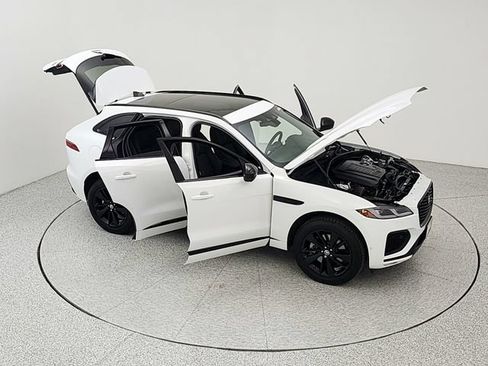 Certified 2026 Jaguar F-PACE R-Dynamic S AWD/4WD image 38
