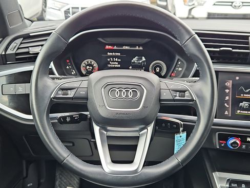 Used 2023 Audi Q3 2.0T Premium Plus w/ Premium Plus Package image 14