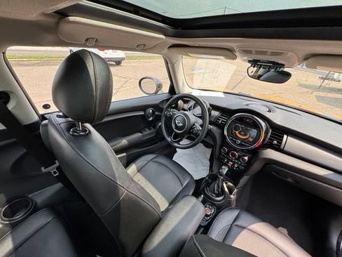 Used 2017 MINI Cooper 2-Door Hardtop FWD image 22