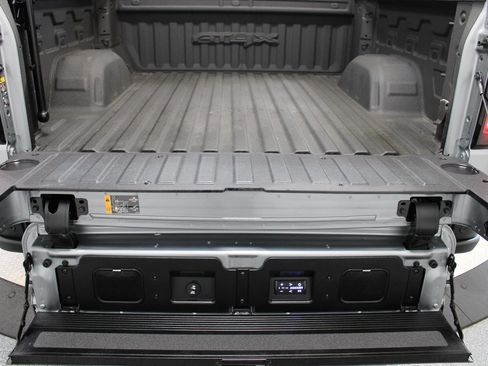 Used 2024 GMC Sierra 1500 AT4X w/ AT4X AEV Edition AWD/4WD image 24