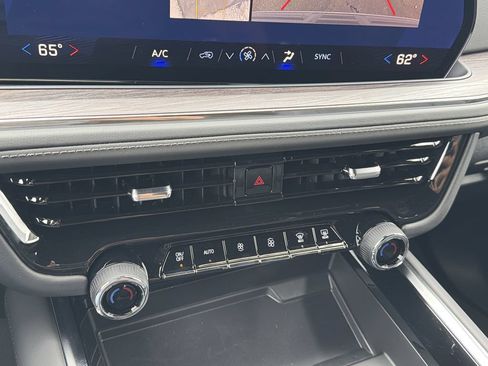 New 2026 Chevrolet Tahoe LS w/ LS Custom Edition AWD/4WD image 6