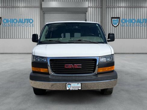 Used 2018 GMC Savana 2500 w/ Driver Convenience Package image 2