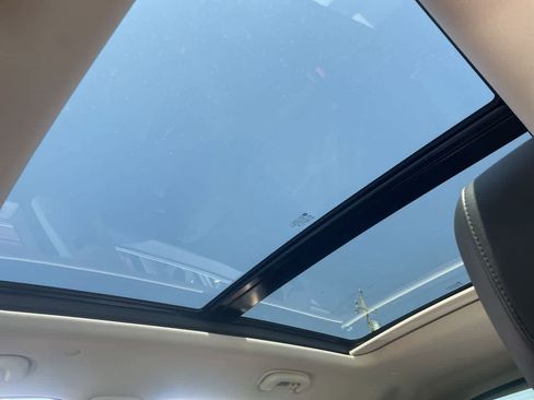 Used 2019 Cadillac XT5 Luxury AWD/4WD image 21