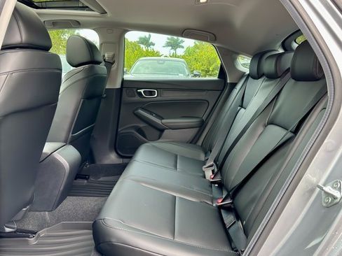 New 2025 Acura Integra image 9