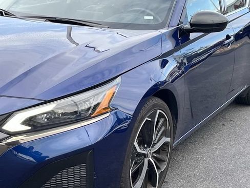 Used 2024 Nissan Altima 2.5 SR FWD image 9