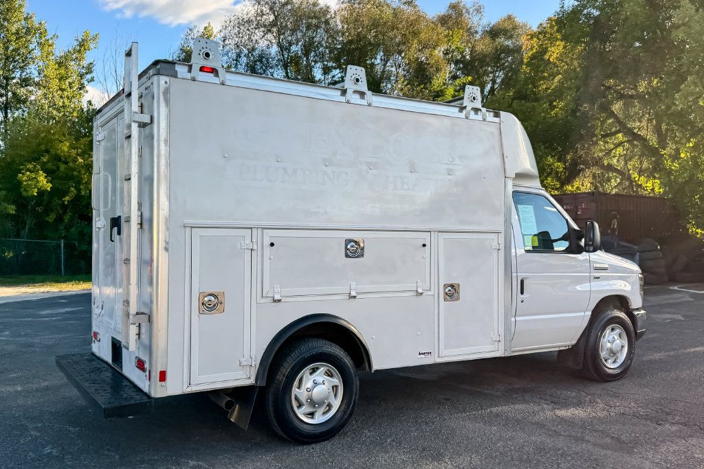 Certified 2017 Ford E-350 and Econoline 350 Super Duty w/ Power Windows & Locks Group RWD image 3
