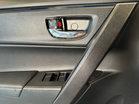 Used 2017 Toyota Corolla XSE w/ Carpet Mat Package (TMS) FWD image 19