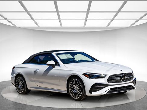 New 2026 Mercedes-Benz CLE 450 4MATIC Cabriolet image 5