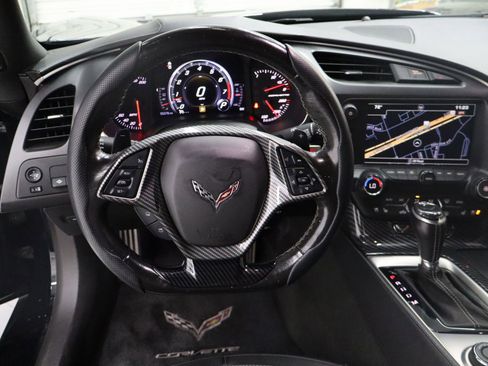 Used 2017 Chevrolet Corvette Stingray Coupe image 20