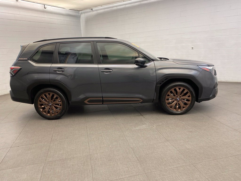 Used 2025 Subaru Forester Sport w/ Popular Package #1 AWD/4WD image 6