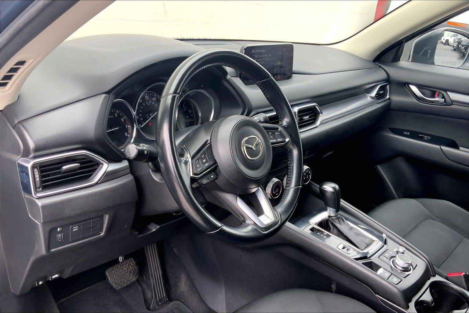 Used 2019 MAZDA CX-5 Sport FWD image 2